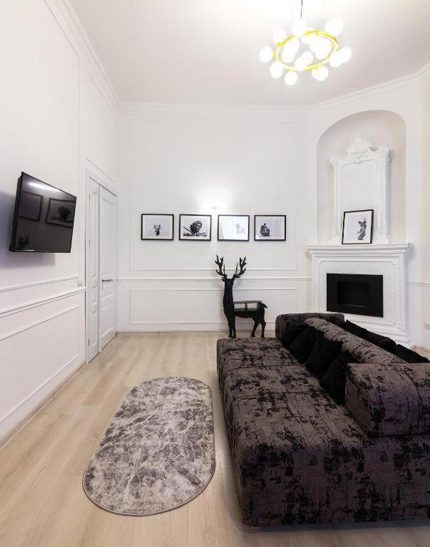 Leogrand Apartments On Lychakivska 3 リヴィウ エクステリア 写真