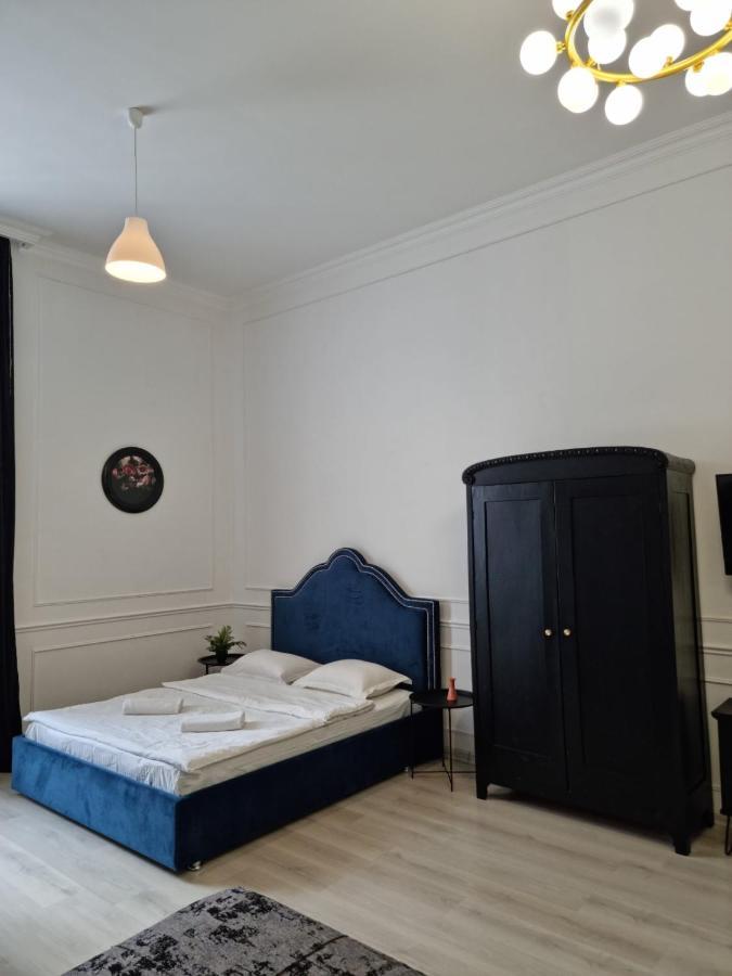 Leogrand Apartments On Lychakivska 3 リヴィウ エクステリア 写真